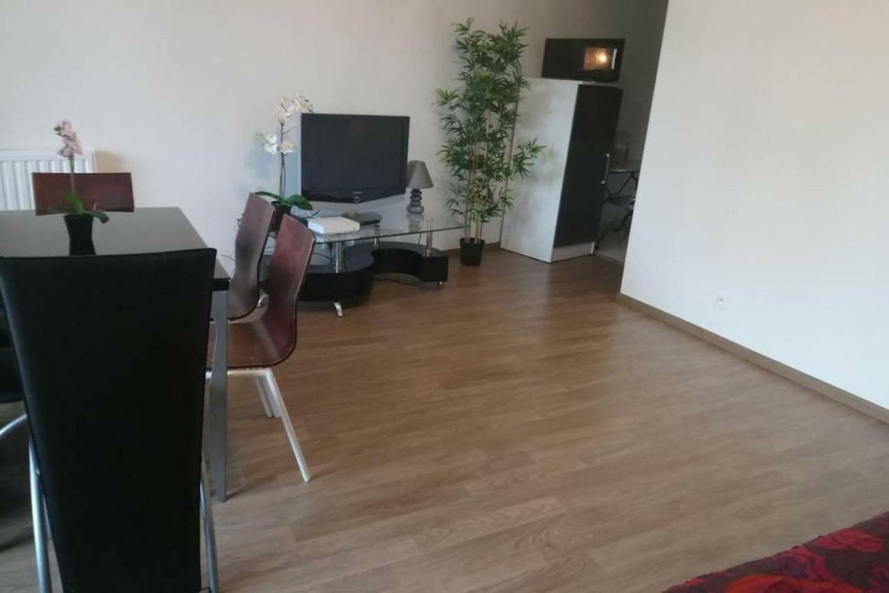 Boissy Gare Rer A Appartement 1 A 3 Chambres Au Choix Buitenkant foto